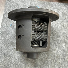 Load image into Gallery viewer, Gleason 409001-999001160 Hummer H1 Type 1 Locker, 3836249
