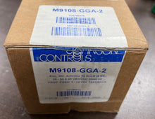 Load image into Gallery viewer, Johnson Controls M9108-GGA-2 Electric Motor Actuator
