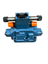 Load image into Gallery viewer, Rexroth 4WEH22L74/6EW110N-9TSK4 Directional Control Valve USED

