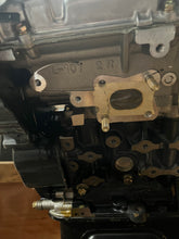 Load image into Gallery viewer, Nissan VG30-218895 Engine complete R031D BR
