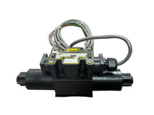 Load image into Gallery viewer, Parker D1VW001CNJCM-82 Directional Control Valve
