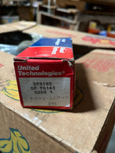 Load image into Gallery viewer, United Technologies SP76141 Spring, 5360-01-037-5246, Alco 2322094-1
