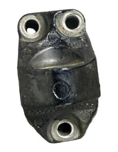Load image into Gallery viewer, Quicksilver/Mercury Marine 850030F Used Yoke, Bottom
