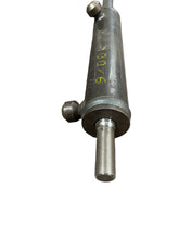 Load image into Gallery viewer, New Holland Ford 83948953 Power Steering Cylinder
