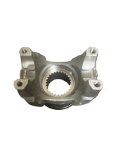 Load image into Gallery viewer, Detroit Diesel A6803520744 Yoke SPL 100 Spicer 50038087
