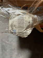 Load image into Gallery viewer, Cummins 3070841 Camshaft VT28
