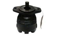 Load image into Gallery viewer, Hydreco 1709WM1B1R Hydraulic Gear Pump
