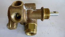 Load image into Gallery viewer, Mack 20QE3219 Dash Valve oem
