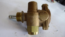 Load image into Gallery viewer, Mack 20QE3219 Dash Valve oem
