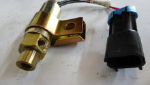 Load image into Gallery viewer, Mack OEM 20QE3373 Fan Clutch Solenoid Valve 12V
