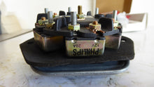 Load image into Gallery viewer, Phillips 15-762 Trailer Socket
