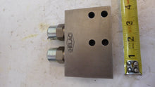 Load image into Gallery viewer, Helac, Eaton CXP30133-05 Hydraulic Control Valve Manifold
