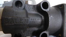 Load image into Gallery viewer, Salem Line 2421-1, 1450-001 BI2 Hydraulic Vain Motor
