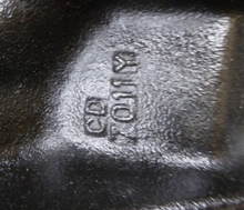 Load image into Gallery viewer, Isuzu CD7011Y Front Gear Reducer
