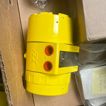 Load image into Gallery viewer, Fluid Components ST100-40D012012B Mass Flow Meter
