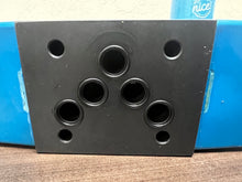 Load image into Gallery viewer, VICKERS DG4S4-012N-U-B-60 PILOT VALVE 02-119979
