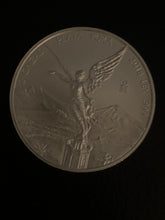 Load image into Gallery viewer, 2018 2 oz Mexican Silver Libertad Coin

