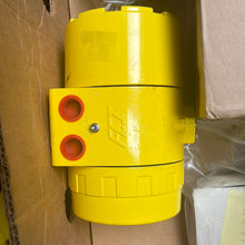 Load image into Gallery viewer, Fluid Components ST100-40D012012B Mass Flow Meter
