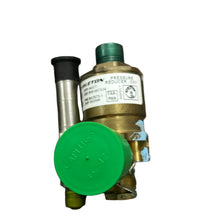 Load image into Gallery viewer, Carleton B43575-1 Pressure Reducer, Aircraft
