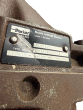 Load image into Gallery viewer, Parker 3780143 Hydraulic Motor

