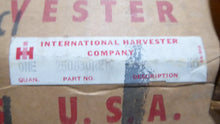 Load image into Gallery viewer, Navistar International 250630R21 Connecting Rod 2815-00-075-9874
