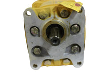 Load image into Gallery viewer, 704-58-33110 Komatsu Hydraulic Tandem Pump
