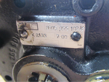 Load image into Gallery viewer, ZF 8605-955-102K Hydraulic Pump
