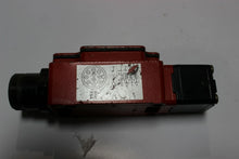Load image into Gallery viewer, Honeywell GKCA14L6-FW Micro Switch Used
