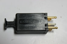 Load image into Gallery viewer, Emerson F014031 Gas Tube Module R3B1EJZ, JZ380 Pack of 100
