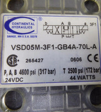 Load image into Gallery viewer, Continental VSD05M-3F1-GB4A-70L-A Directional Valve
