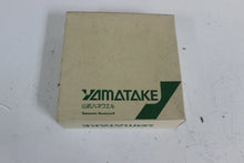 Load image into Gallery viewer, Yamatake Honeywell FE7C-TWC6E-922 Photoelectric Sensor

