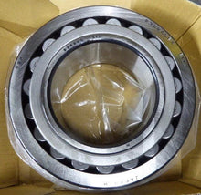 Load image into Gallery viewer, NSK 23224CE4S11 Spherical Roller Bearing
