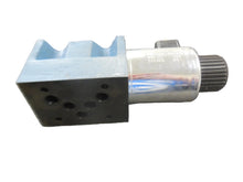 Load image into Gallery viewer, EATON VICKERS DG4V-5-6BLJ-M-U-H6-20 Directional Valve
