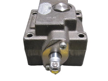 Load image into Gallery viewer, Parker 355-9277-007 Control Valve
