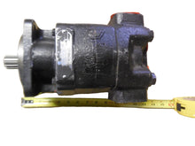 Load image into Gallery viewer, Parker Commercial 323-9210-054 Hyd. Pump
