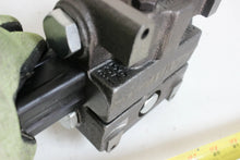 Load image into Gallery viewer, HC 180HCD3 Directional Control Valve 24C7, 803179
