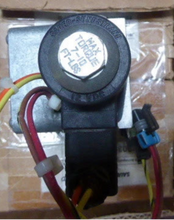 Load image into Gallery viewer, Sauer Sundstrand 1090356 Fan control valve
