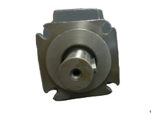 Load image into Gallery viewer, Tokimec Vickers GR-MEU2-15-5S13-30-DU-JA Hydraulic Motor
