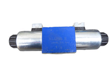 Load image into Gallery viewer, 850048 - Marlen Rexroth - Directional Control Valve 24V
