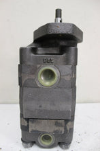 Load image into Gallery viewer, Caterpillar K27098 Hydraulic Gear Pump
