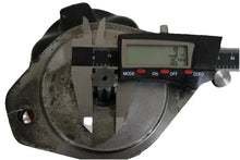 Load image into Gallery viewer, Hydreco 1512MA1C3AB Hydraulic Cast Iron Gear pump 1500 Series Splined Shaft New
