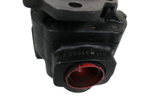 Load image into Gallery viewer, Hydreco 1916M11B7L Hydraulic Gear Motor Cast Iron 1900 Series Keyed Shaft
