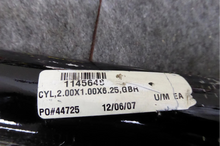 Load image into Gallery viewer, McNEILUS 1145648 HYDRAULIC CYLINDER 2.00x1.00x6.25 GBR
