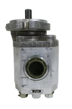 Load image into Gallery viewer, Hydreco HMP3-II-10/20-13A2 Hydraulic Pump CCW 9T Full Spline
