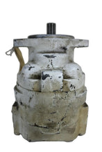 Load image into Gallery viewer, Hydreco 1515KA1A1FB Hydraulic Gear pump 1500 Series Splined Shaft
