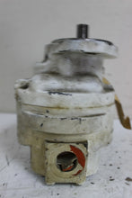 Load image into Gallery viewer, Hydreco 1515KA1A1FB Hydraulic Gear pump 1500 Series Splined Shaft
