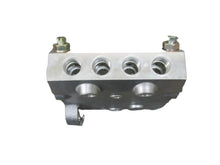 Load image into Gallery viewer, AMC Jeep 8983502433 Fuel Pump Housing Nissan Diesel 16710-7603
