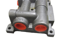 Load image into Gallery viewer, Ford Tractor 9843262 Cooler Bypass Valve Fits Ford 8670
