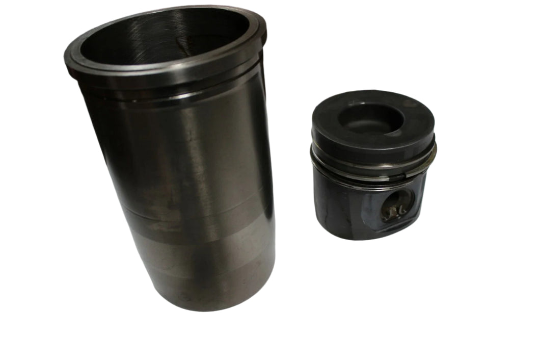 Detroit Diesel 4420301337 Piston/Liner Kit NOS