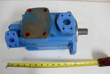 Load image into Gallery viewer, FluiDyne 3520V25A111CC22R Hydraulic Vane Pump
